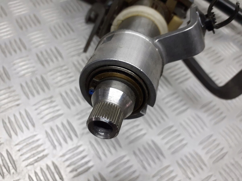 фото №3, Колонка рулевая renault scenic ii 1.5 dci