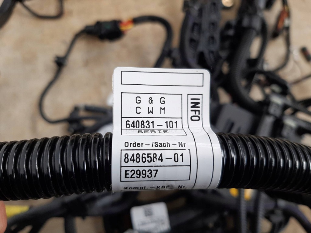 фото №11, Джгут електропроводка двигуна bmw x5 g05 4.4 v8 n63b44d