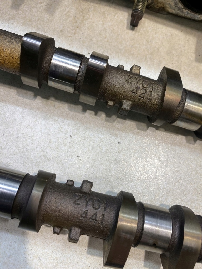 фото №7, Головка валы mazda 3 bk 1.6 16v zy014-1