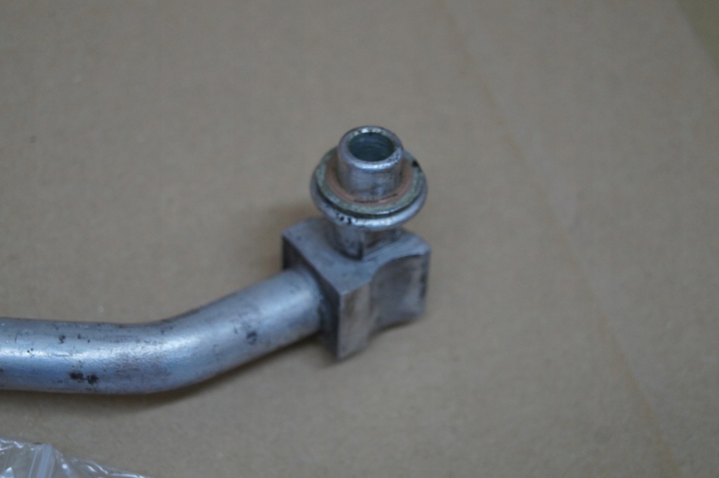 фото №7, Quattroporte шланг кондиціонера 670004933