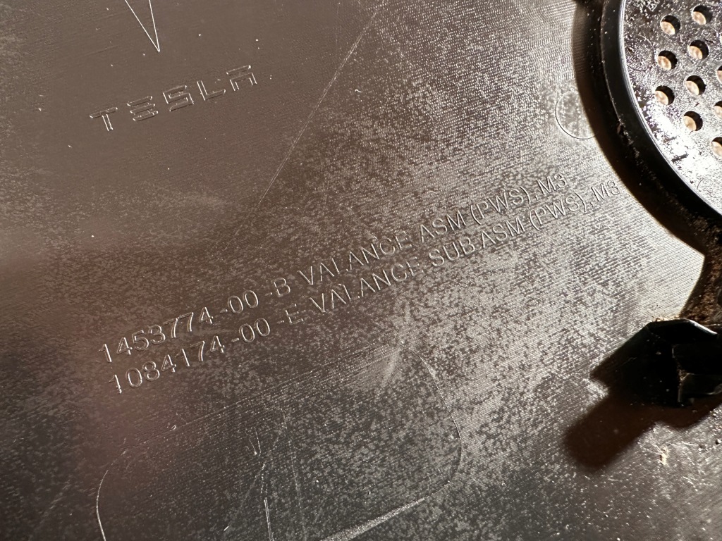 Купить Tesla model 3 плита накладка под бампер перед