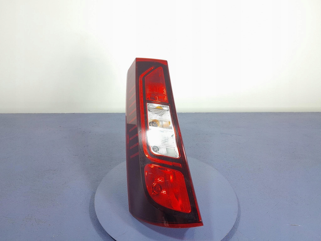 фото №1, Renault express van лампа задняя задняя левая eu 265552205r