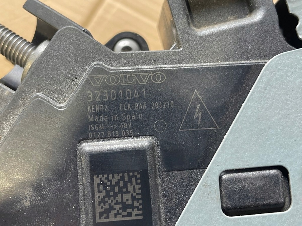 фото №16, Volvo xc90 xc60 2.0 d d4204t8 гібрид генератор 32301041