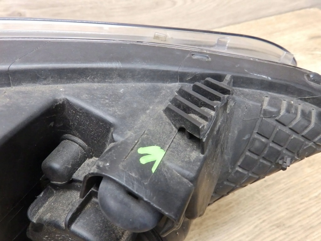 фото №6, Hyundai i20 pb pbt 2014 перед сторона левая лампы передние