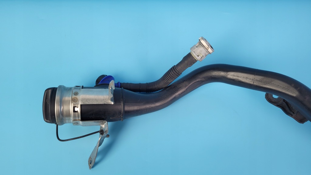 фото №2, Bmw 3’ g21 19r шланг труба заливна горловина пального 7449051