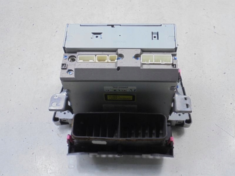 фото №2, Toyota yaris ii радіо cd mp3 86120-0d210