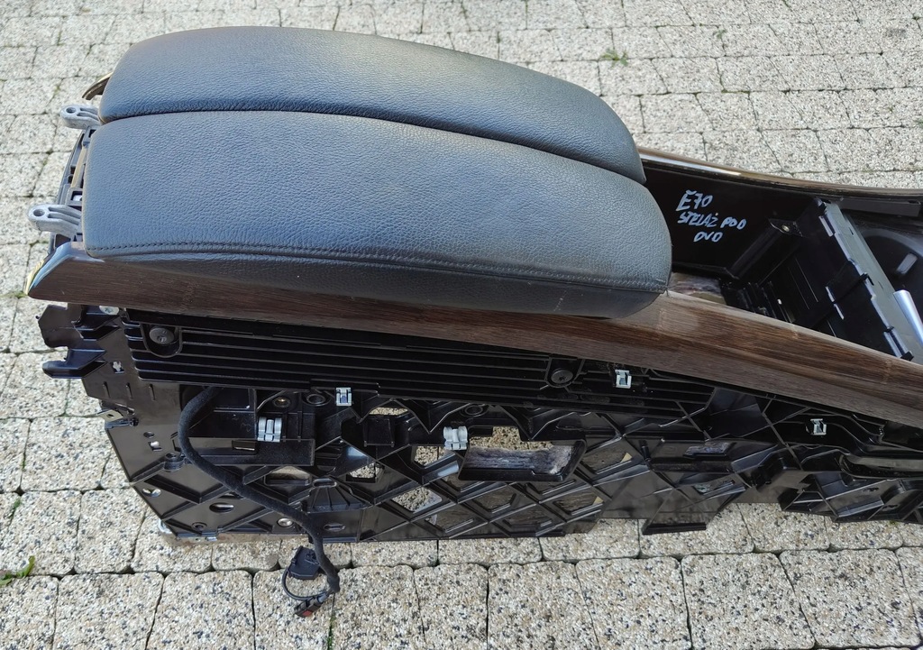 фото №12, Bmw x5 e70 подлокотник туннель средний каркас чёрный