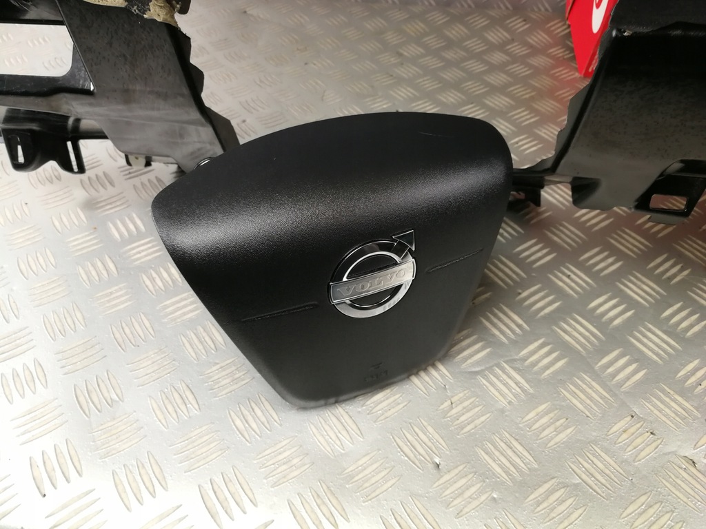 фото №9, Панель приладів приладова панель приладів подушки безпеки подушка безпеки ремені volvo v60 i lift 2013-2018 eu