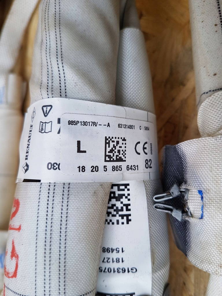 фото №7, Renault megane iv шторка безопасности hb