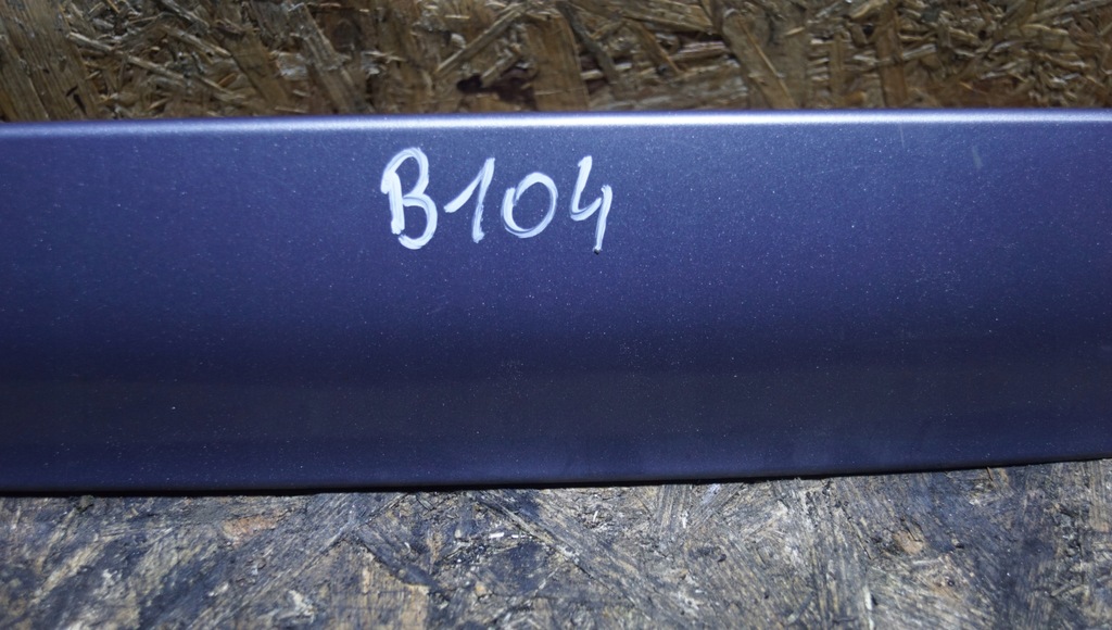 фото №4, Nissan note e11 накладка кришки задня мікровимикач