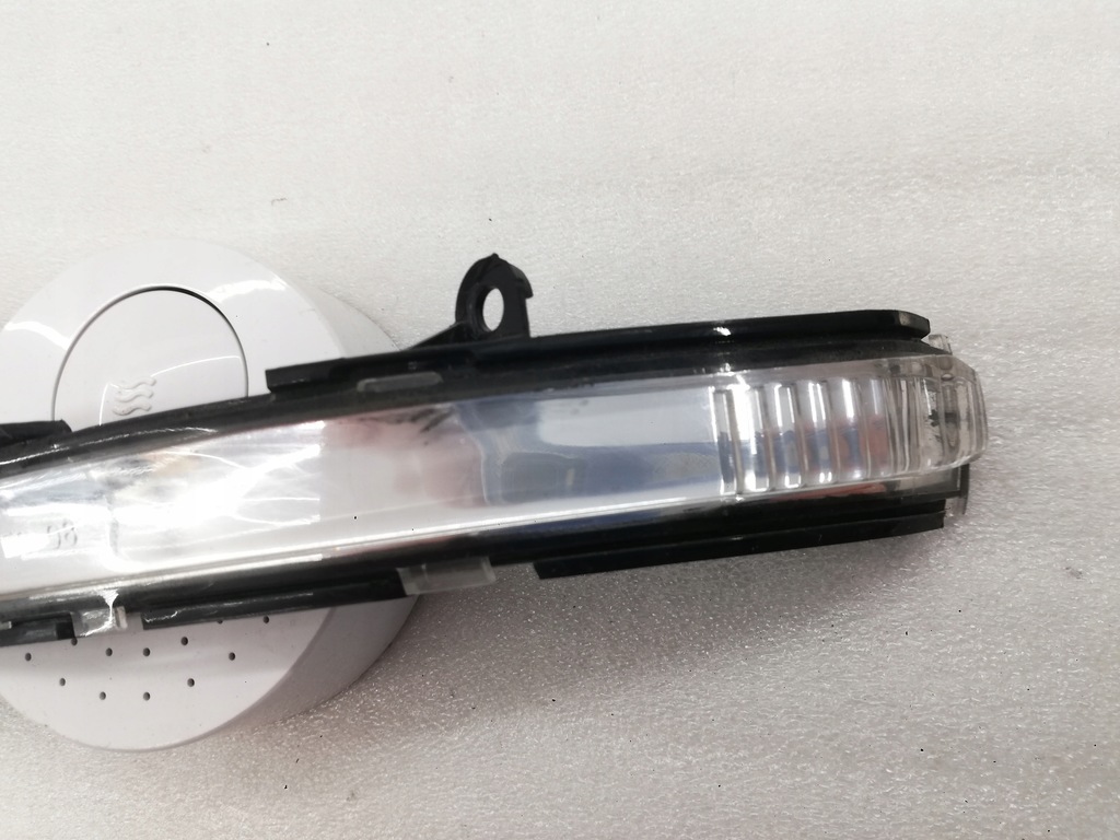 фото №8, Поворотник дзеркало лівий jaguar xe 760