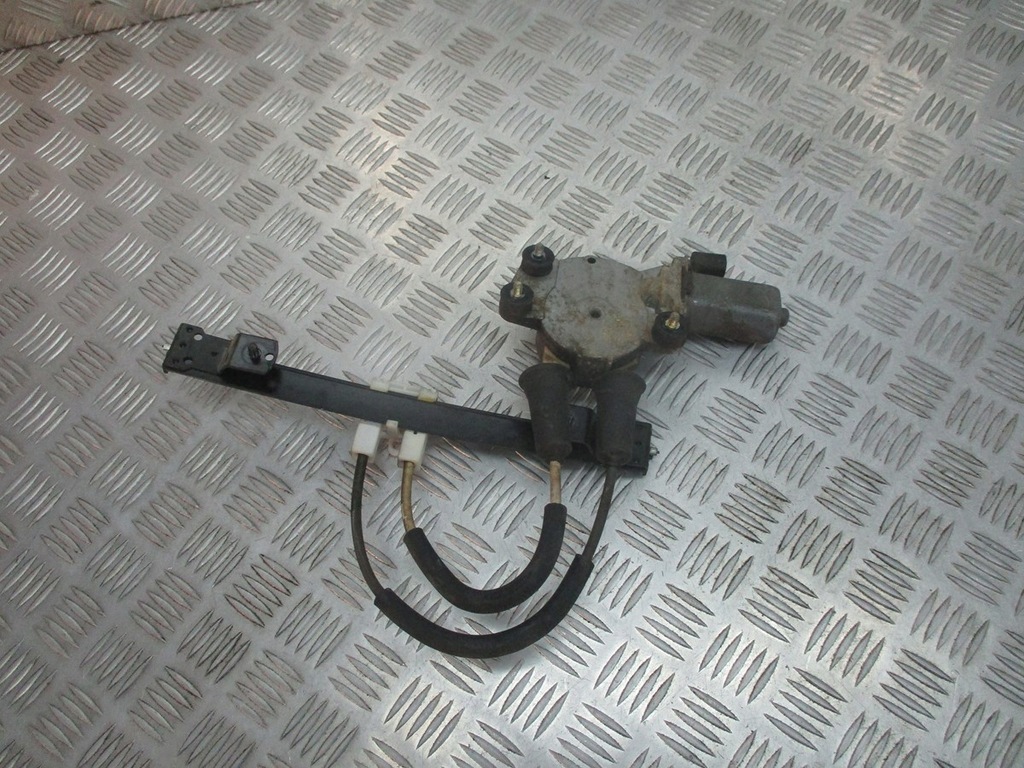 фото №3, Механізм скло правий задня alfa romeo 147