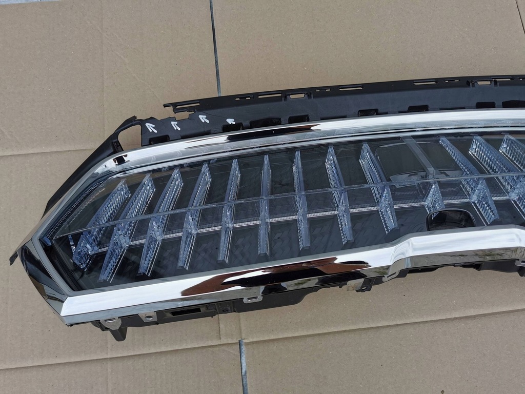 фото №10, Skoda enyaq iv 5la 20-25 решётка радиатора решётка радиатора лампа перед led 5la941107a