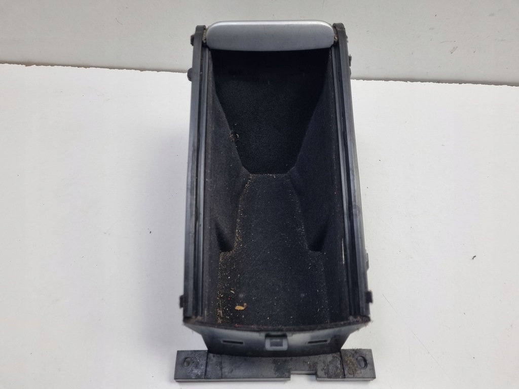 фото №8, Volvo s60 i xc70 i v70 ii lift бардачок шторка жалюзи 30643625