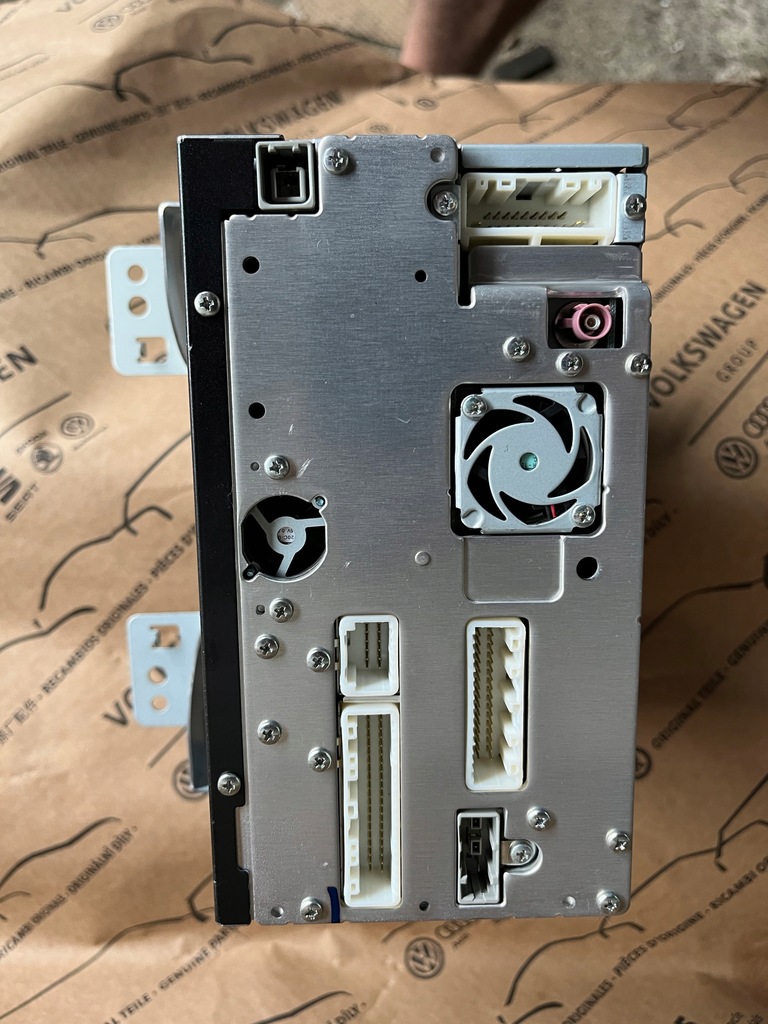 фото №3, Nissan gtr радиопроигрыватель радио 08-13r