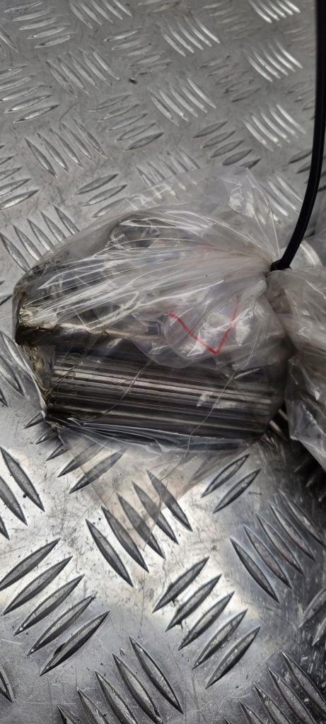 фото №10, Bmw оригінальний номер 8682498 i3 i01 генератор стартер dynamostsater