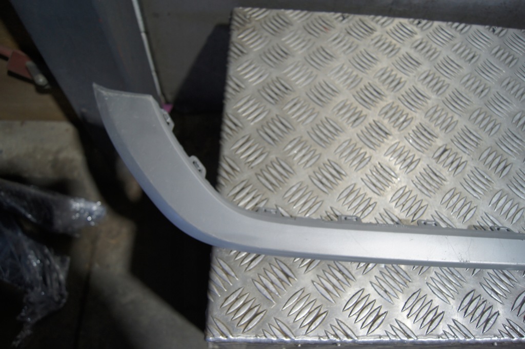 фото №2, Молдинг бампера перед vw t-roc 2ga807725