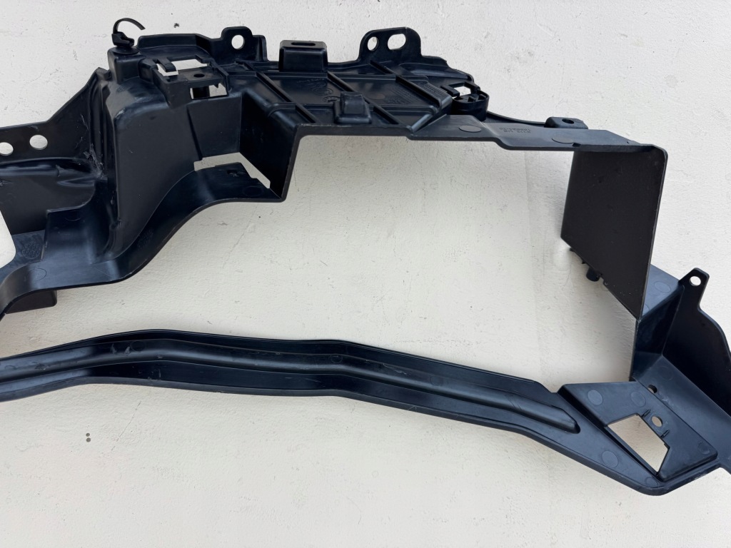 фото №10, Bmw x7 g07 m-pakiet рамка кронштейн насадки выхлоп левый 8089901