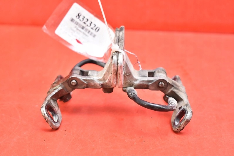 фото №6, Петля петлі кришки 8247667 bmw x5 e53 1 i lift 03-06