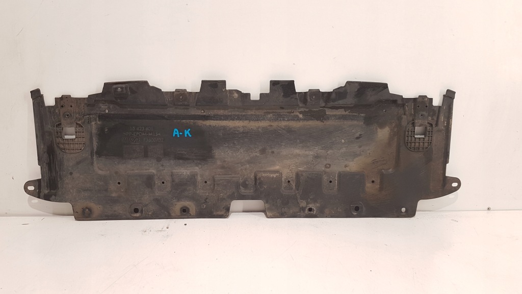 Купить Opel astra k v накладка плита бампера перед 13423601