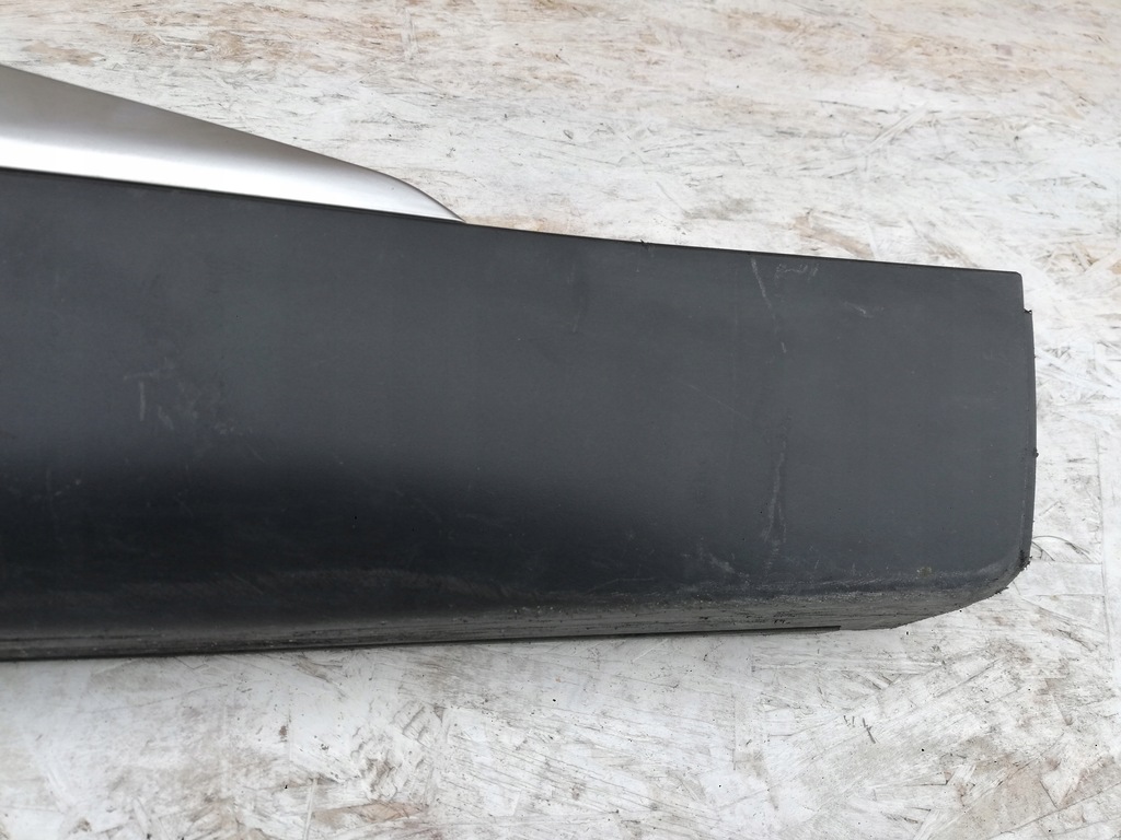 фото №8, Peugeot 2008 ii 2019- правая молдинг дверь перед