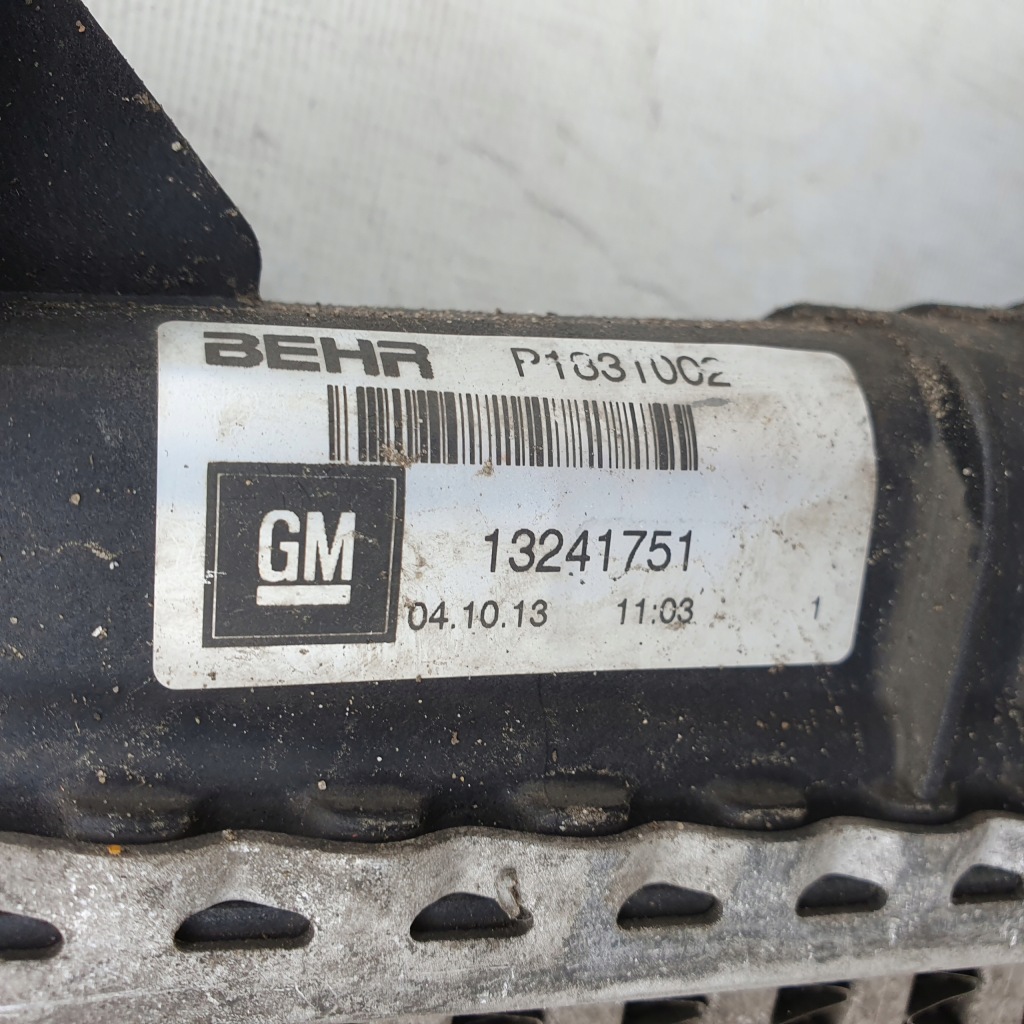 Радіатор інтеркулер opel insignia a 2.0 cdti biturbo Доставка