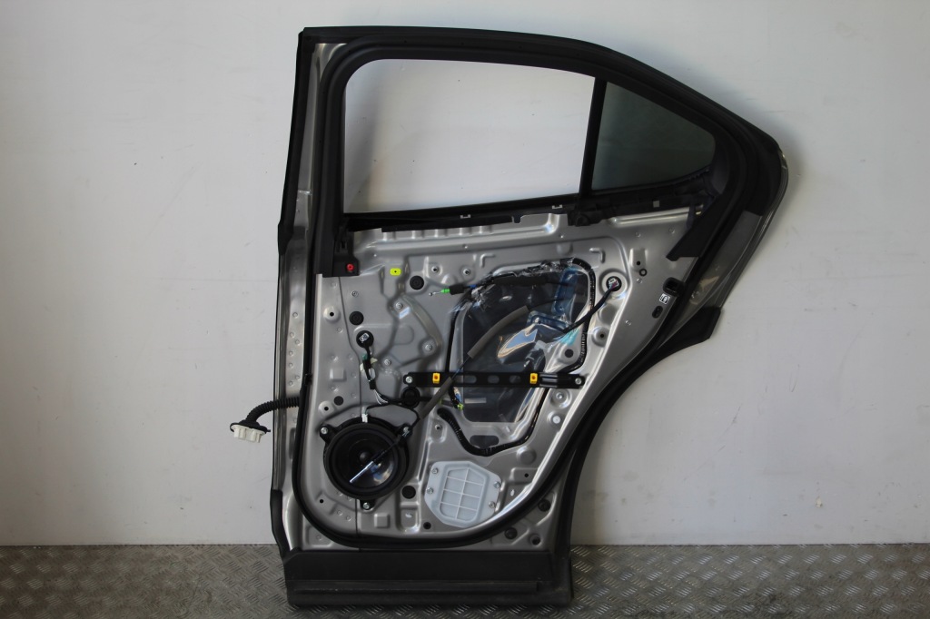 фото №3, Двері правий задня задні lexus ux 250 h ux250h