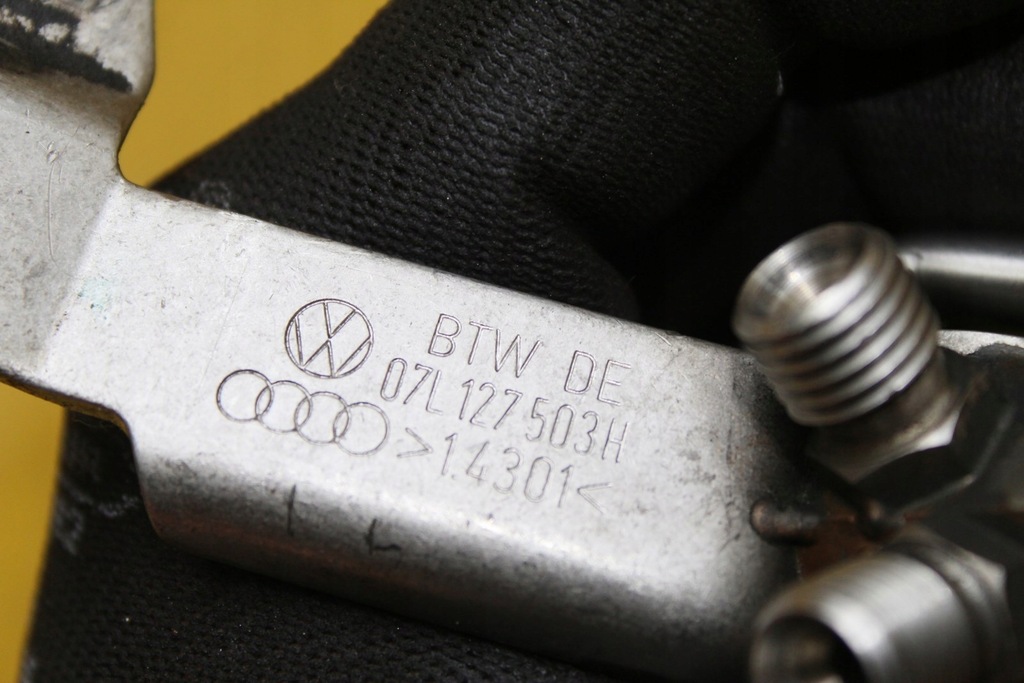 фото №7, Audi оригінальний номер 07l127503h розподільник пального