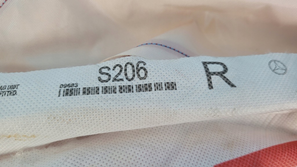 фото №8, Mercedes w206 c220 21r шторка безопасности подушка безопасности правая kombi a2068603502