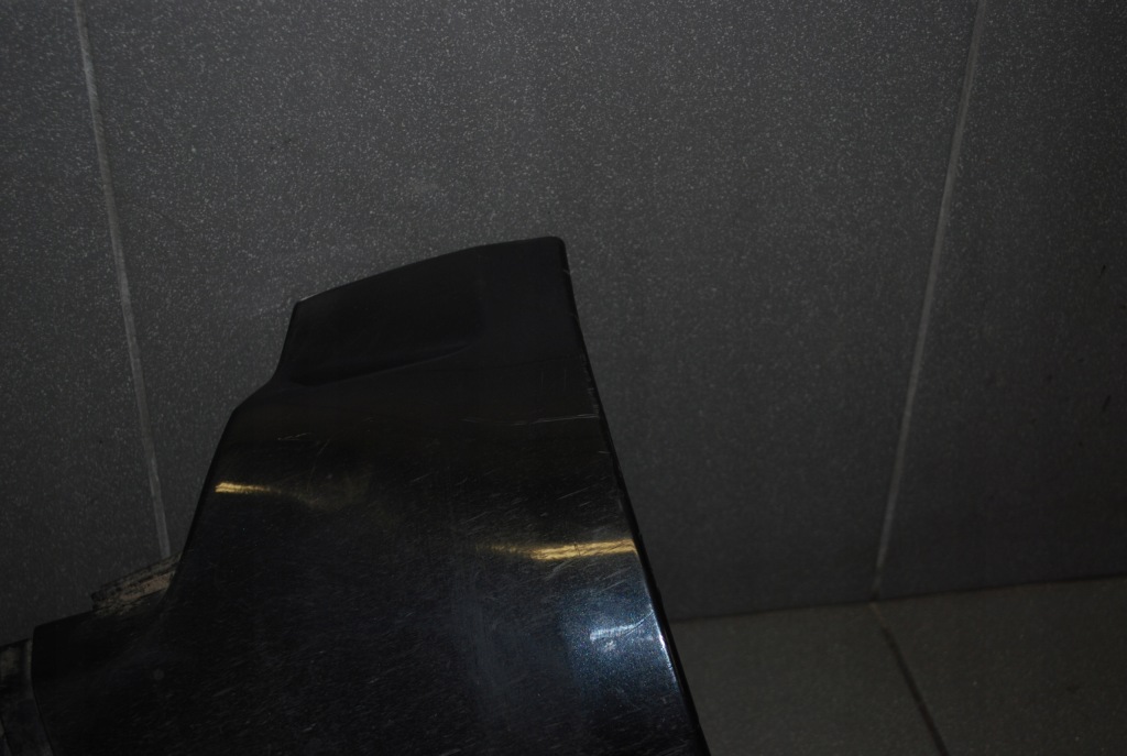 Накладка порог левое  задняя a8 d3 lz9w 4e0853579d в Украине