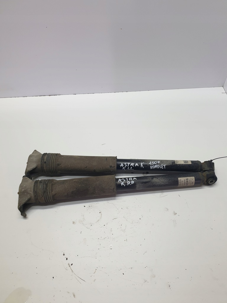 фото №1, Амортизаторы задние комплект opel astra k 39131173