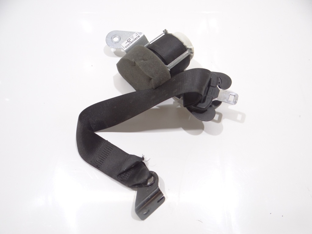 Купить Ремень безопасности правый задний  bmw f46 7332236