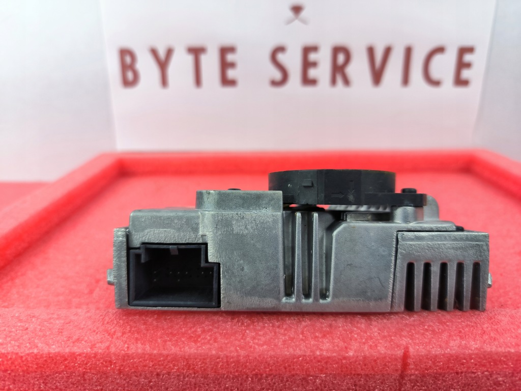 фото №3, Audi a5 s5 камера асистент 85e907217