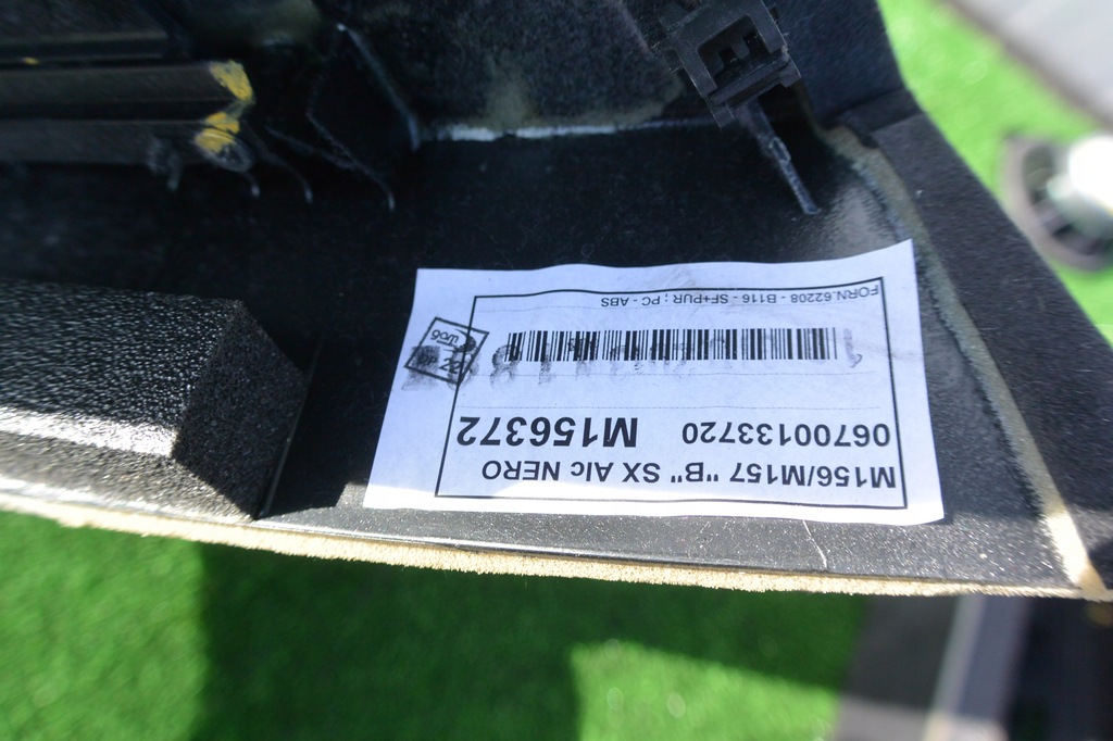 фото №13, Захист стійка алькантара maserati quattroporte vi