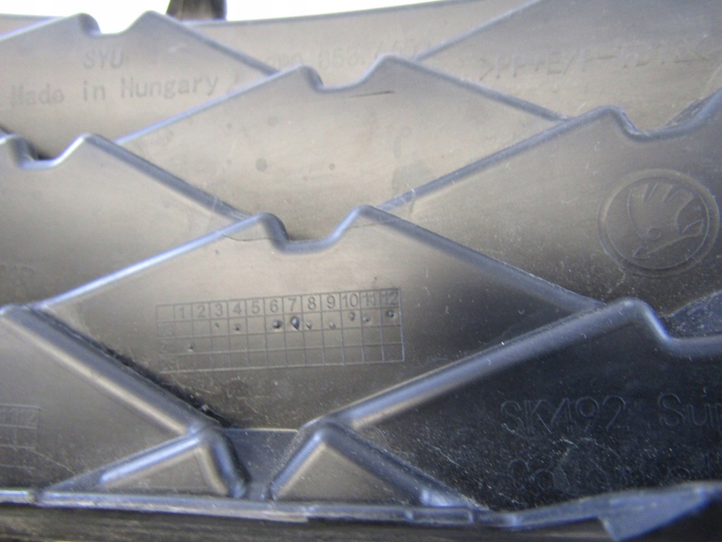 фото №8, Skoda superb iv решётка бампера левый перед 3p0853665