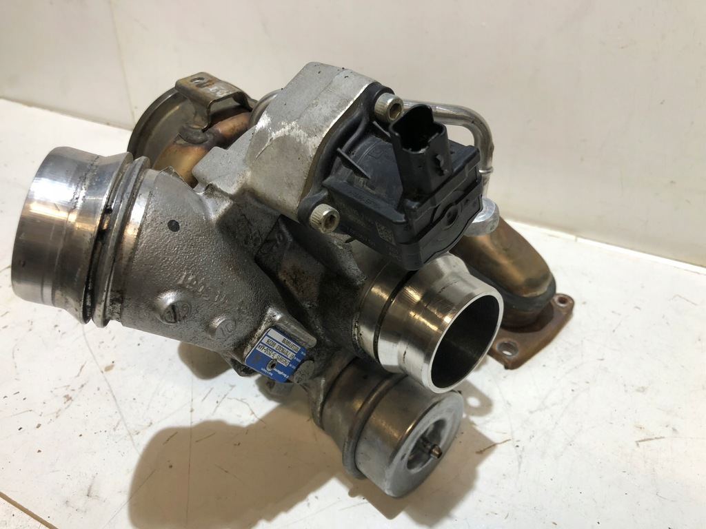 фото №9, Volvo v60 ii 2.0 t8 турбонагнетатель 18559700018