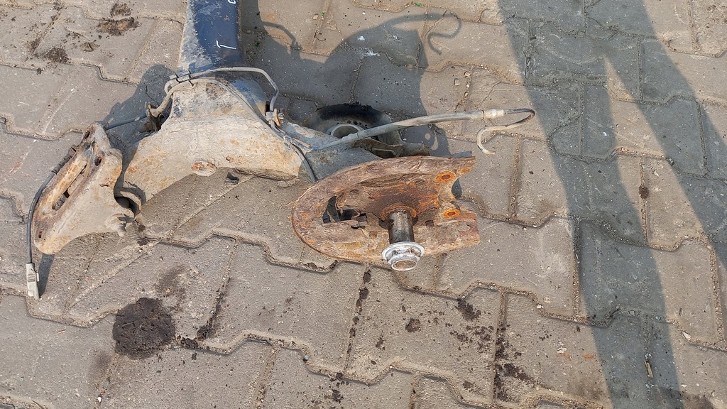 фото №5, Балка подвеска задняя citroen c4 1.6hdi 07r