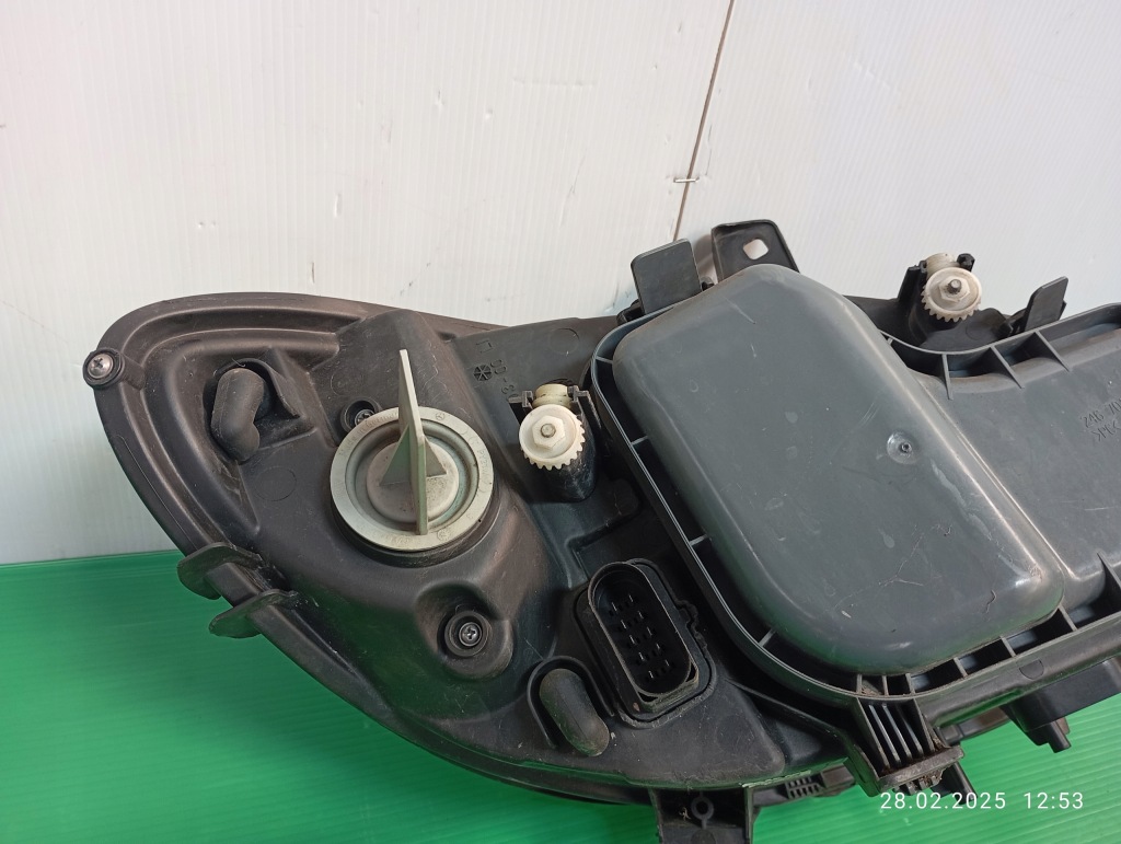 фото №7, Лампа перед левая mercedes vito viano w639 a6398200161