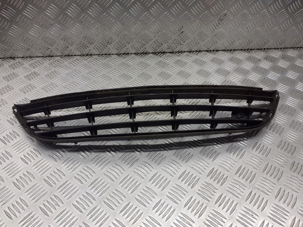 фото №1, Решётка бампера opel corsa d 1.2 13179942