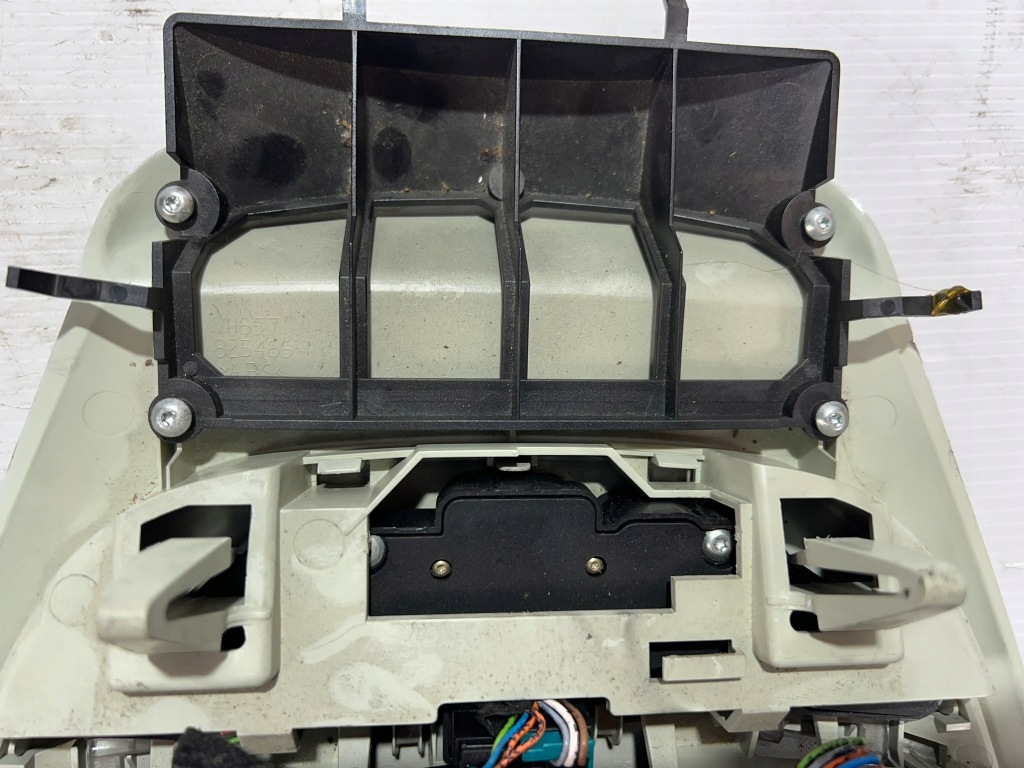 фото №7, Лампа освещение салона потолочный mercedes ml w163