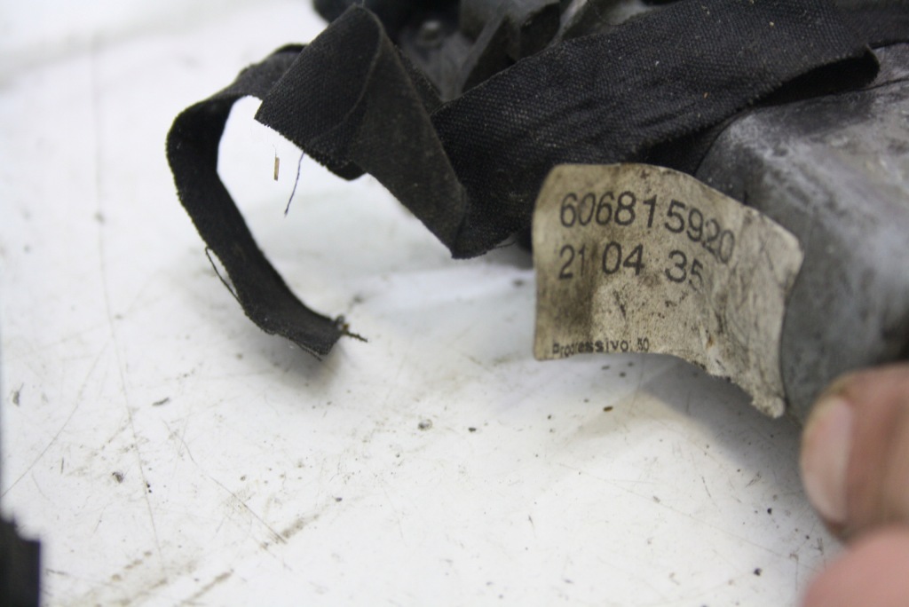 Підйомник механізм скло праві перед alfa romeo gt 606815920 Ціна