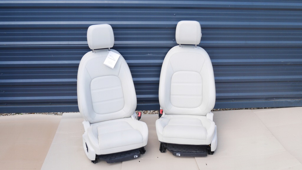 Купити Jaguar e-pace x540 сидіння перед повний електричний нове