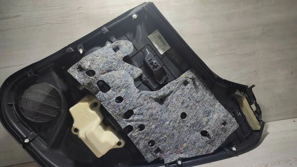 фото №7, Toyota c-hr i 2019 задняя сторона левая обшивки дверь обивка