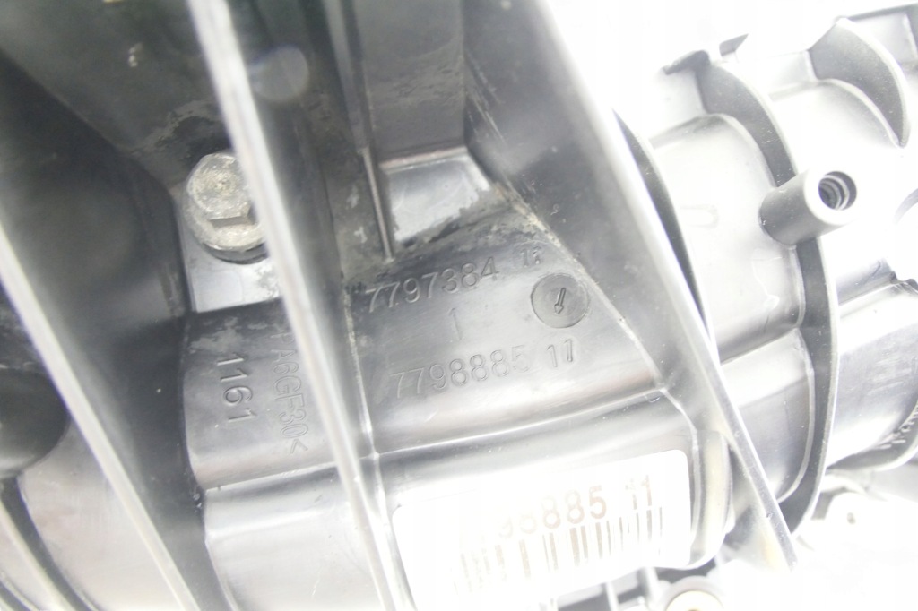 Коллектор впускной  bmw e90 e87 e82 2.0d 7797384 7798885 Доставка