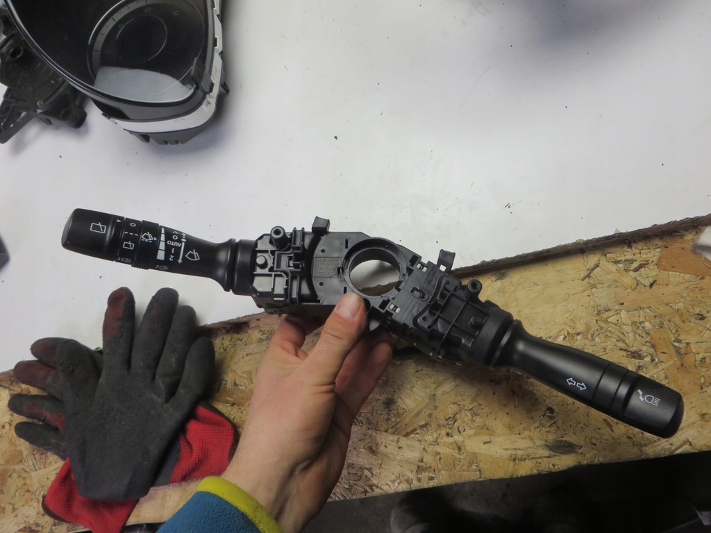 фото №1, Выключатель переключатель комбинированный hyundai i40 x