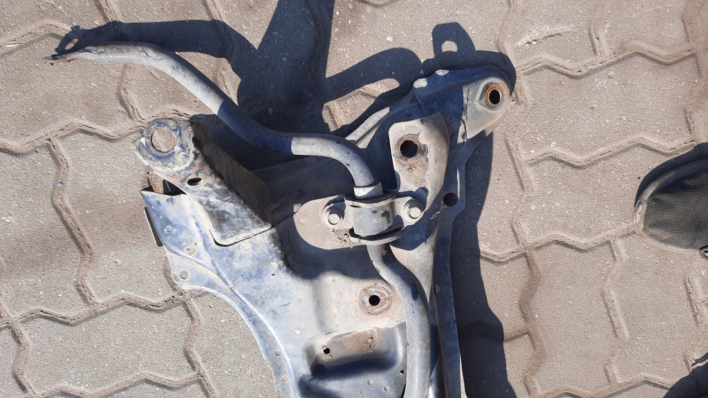 фото №6, Підрамник двигуна toyota yaris ii 1.4 d4d