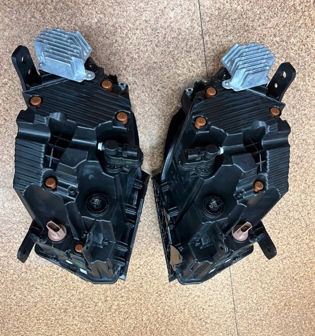 Jeep compass рестайлинг  2023- фара фонари европа правый  + левая full led mopar новая Киев