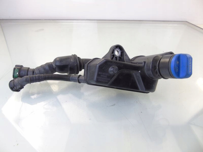 фото №1, Volvo s90 заливна горловина adblue 31432994