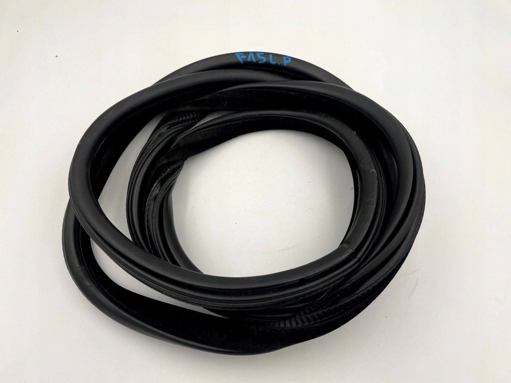 фото №1, Bmw x5 f15 прокладка левый перед 7289608