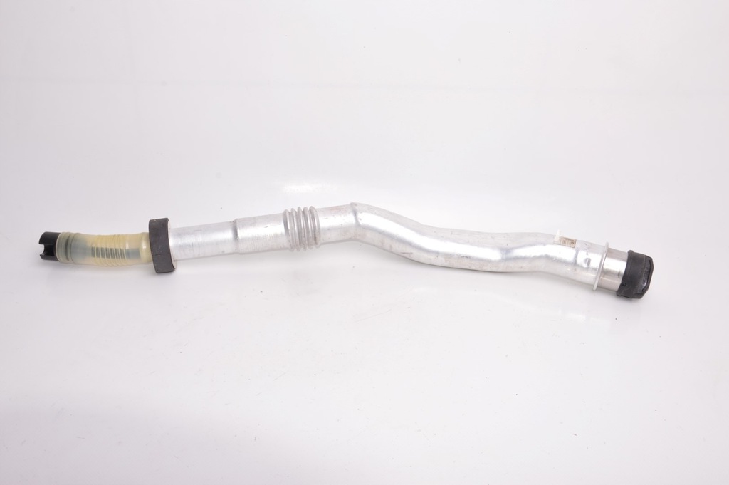 фото №1, Porsche 911 996 труба бака заливная горловина топлива 99620104301